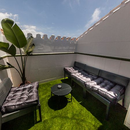 Abril Nerja Hotel Bagian luar foto
