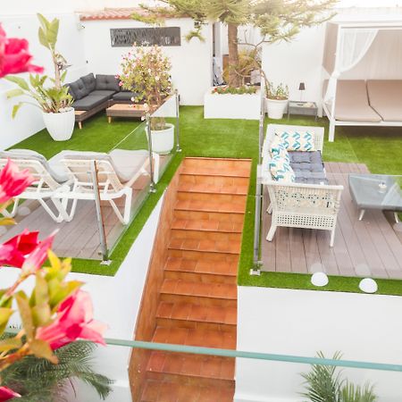 Abril Nerja Hotel Bagian luar foto