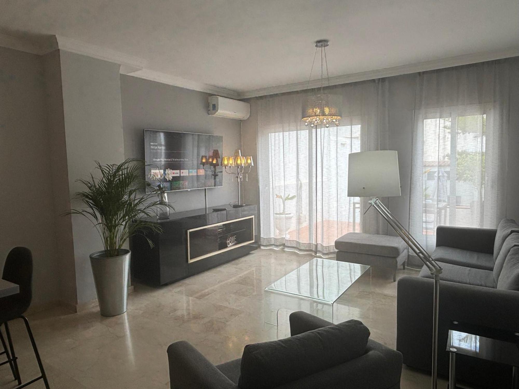 Abril Nerja Hotel Bagian luar foto