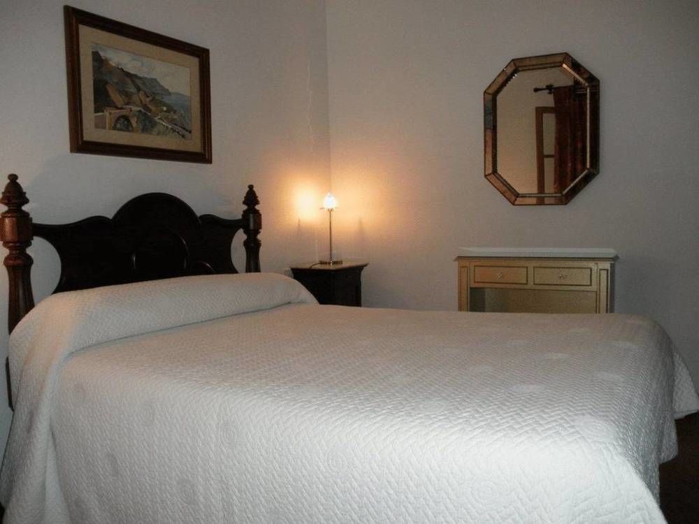 Abril Nerja Hotel Bagian luar foto